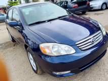 A picture of Toyota Corolla le Engine and gear perfect AC working chilling