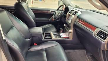A picture of Lexus GX460