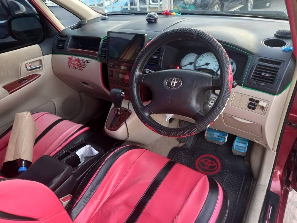A picture of TOYOTA SPACIO TSH 11 9Mil 0719524698