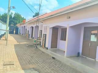 A picture of 6 units double units with 2 shops for sale at