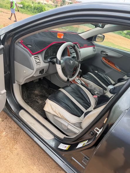 A picture of Toyota Corrolla 010