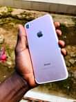 A picture of iPhone 7 128Gb at 270k