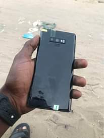 A picture of Samsung note 9 plus