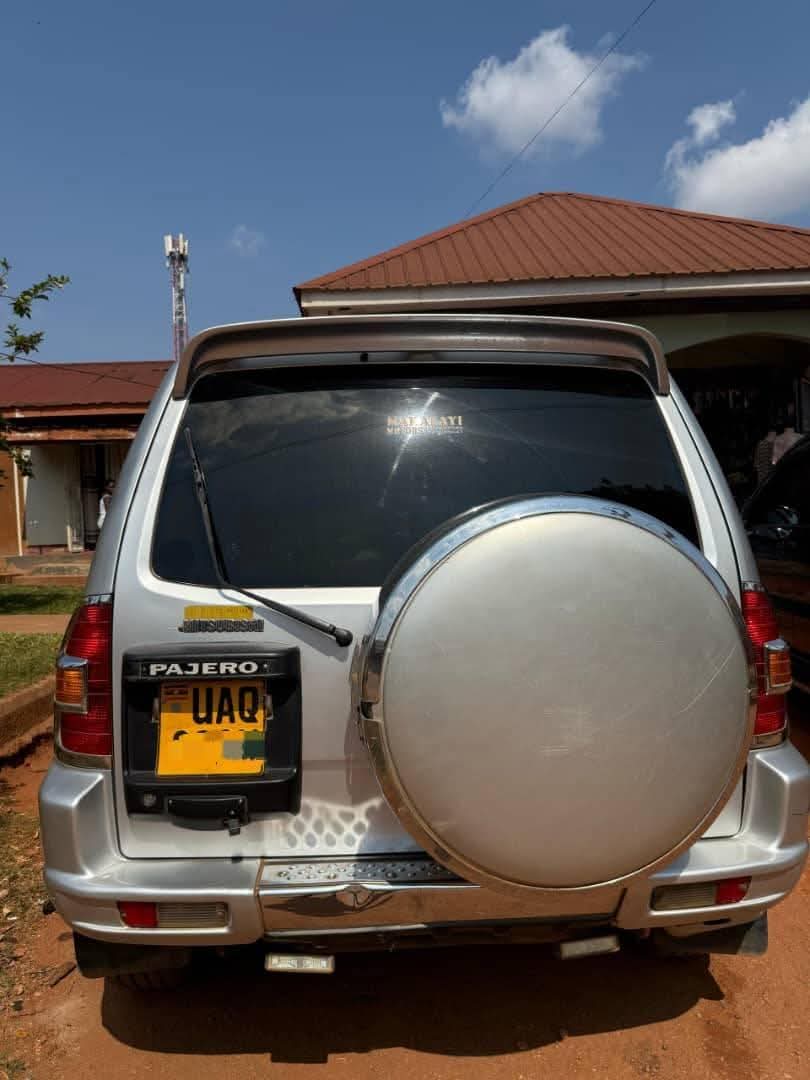 A picture of 2002 Pajero gdi