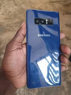 A picture of Samsung note8