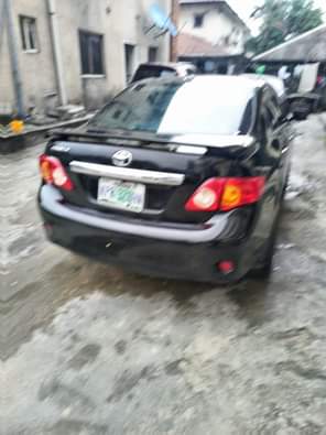 A picture of 2010 Toyota corolla Neatly used with everything very okay and