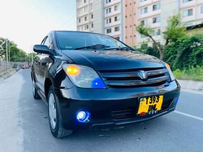A picture of Toyota ist for sale