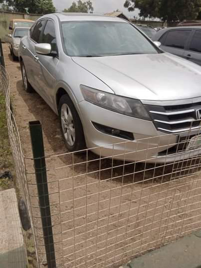 A picture of EXTREMELY CLEAN USED HONDA Crosstour 2010 Model With Engine Ac