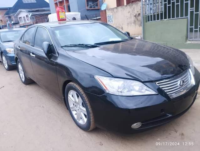 A picture of Registered Lexus ES350 07. Full option. Flashed on first body.