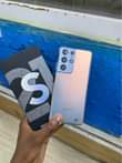 A picture of Samsung s21 Utra