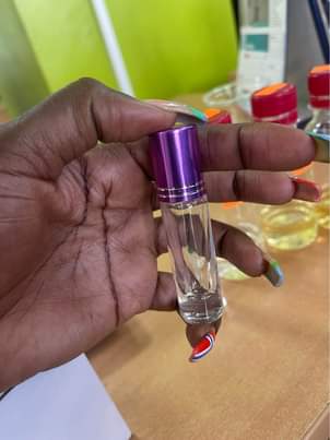 A picture of Oil perfumes