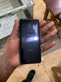 A picture of SAMSUNG GALAXY S9