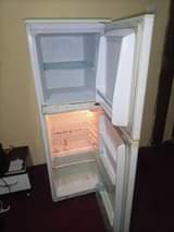 A picture of Boss fridge double door inagandisha sana na kupoza vzr bei