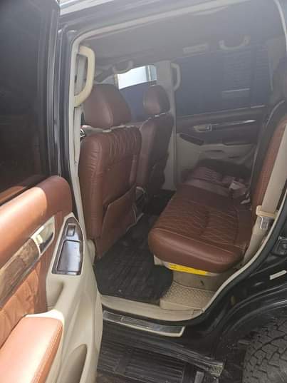 A picture of 07 GX460 upgraded to 2021 Prado. Nothing to fix well