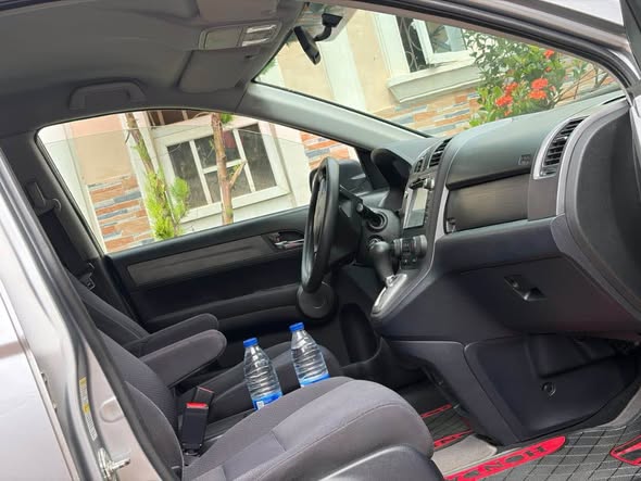 A picture of FOREIGN USED 2009 HONDA CR V