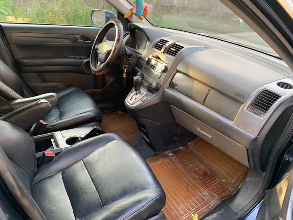 A picture of Distress sale clean 2007 Honda CRV 4 5m naira only
