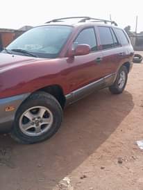 A picture of 2005 Hyundai Santa Fe Toyota engine