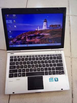 A picture of Hp probook Core i5 Ram gb6 aina kipengere lipia fasta