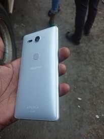 A picture of Sony xperia ace200 na xperia xz2 compact190 0687567155