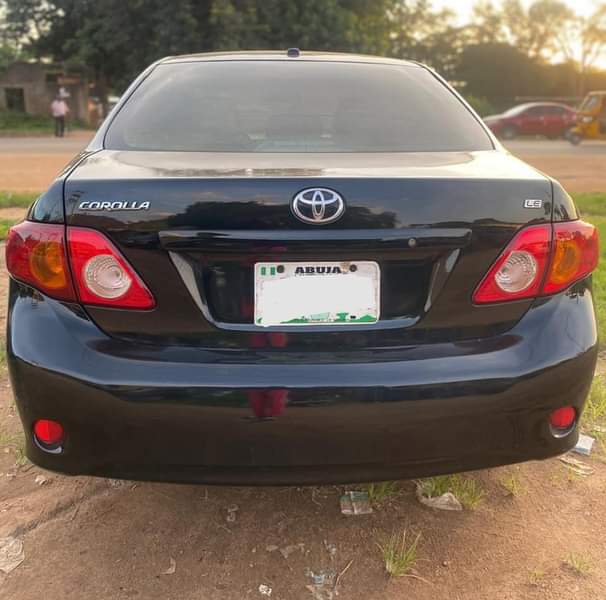 A picture of Extremely CLEAN Toks Standard Toyota Corolla 2011 model with everything