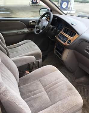 A picture of Danny Yung smart Autos Neat First Body Toyota sienna 02