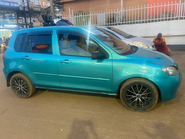 A picture of MAZDA DEMIO