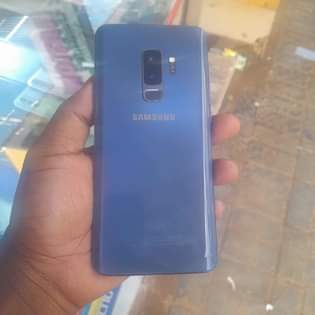 A picture of S9 64gb 4ram