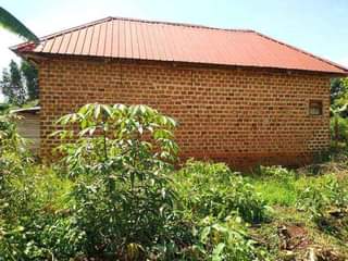 A picture of PRICE 14.5m . House on quick sale 14.5m located in