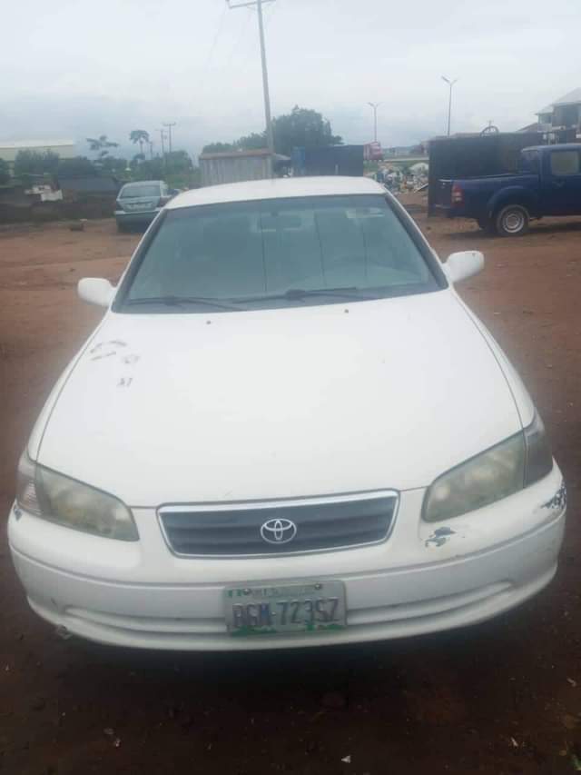 A picture of Camry pencil light