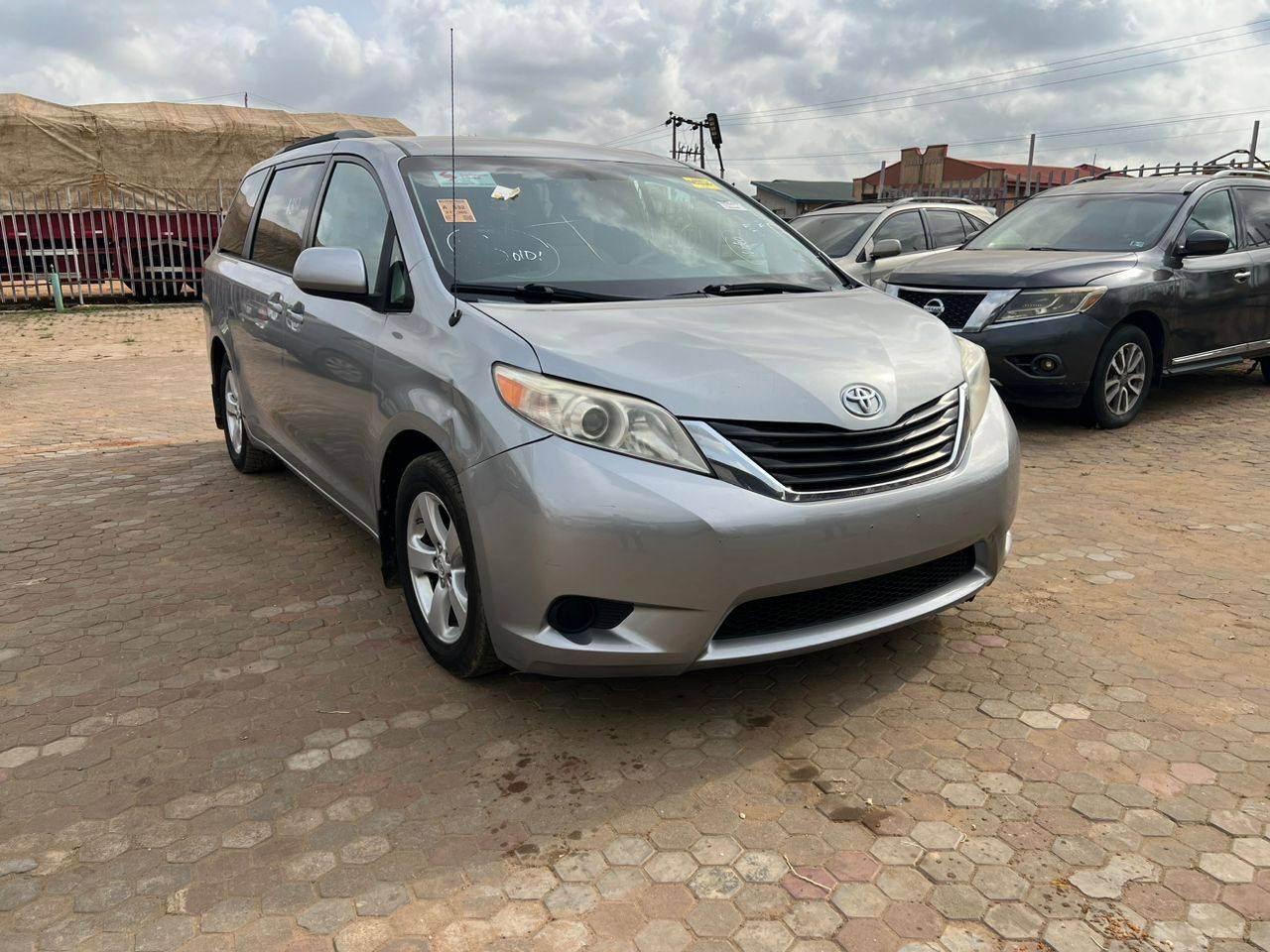 A picture of 2012 Toyota Sienna