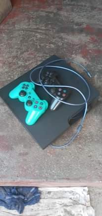 A picture of Bei imeshuka ina games 8 pad 3 mashine ipo vizuri