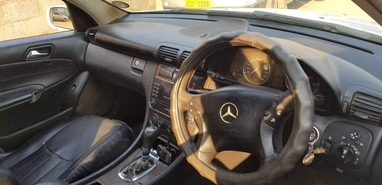 classifieds/cars mercedes