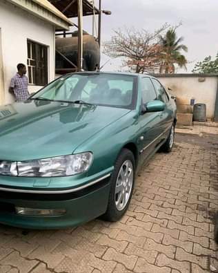 A picture of 2004 Peugeot 406 406