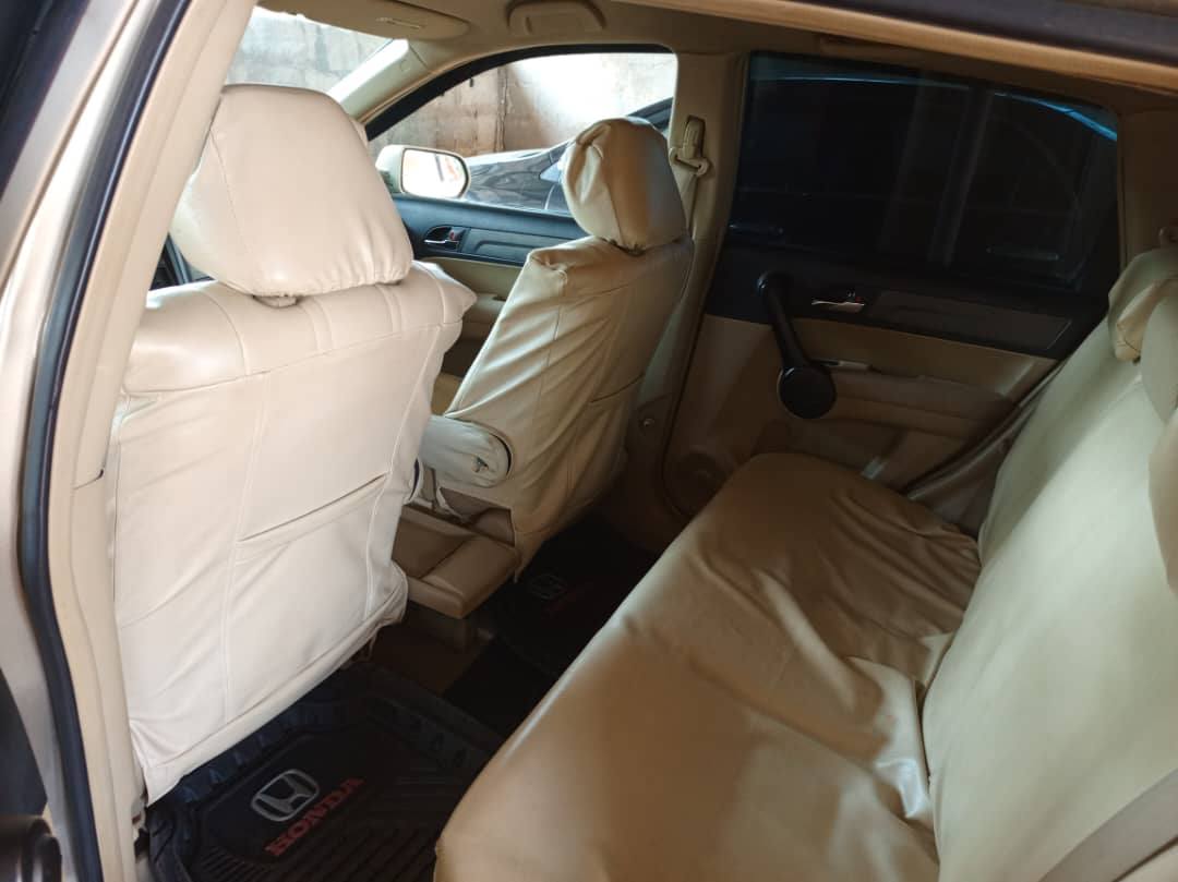 A picture of Honda CRV 08