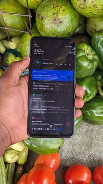 A picture of Infinix zero x pro