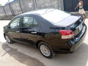 A picture of Clean Toyota Yaris 2008 model Buy and zoom off Nothing