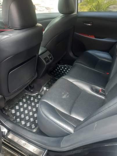 A picture of Mint 2009 ES350 Barely used First body First owner Untempered