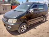 A picture of TOYOTA NOAH