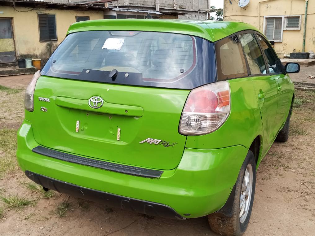 A picture of Toyota matrix