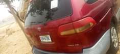 A picture of First body nigeria used Toyota sienna 2002 model sound engine