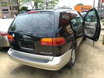 A picture of 2000 Toyota sienna Price 3 7m Location Amuwo Odofin festac