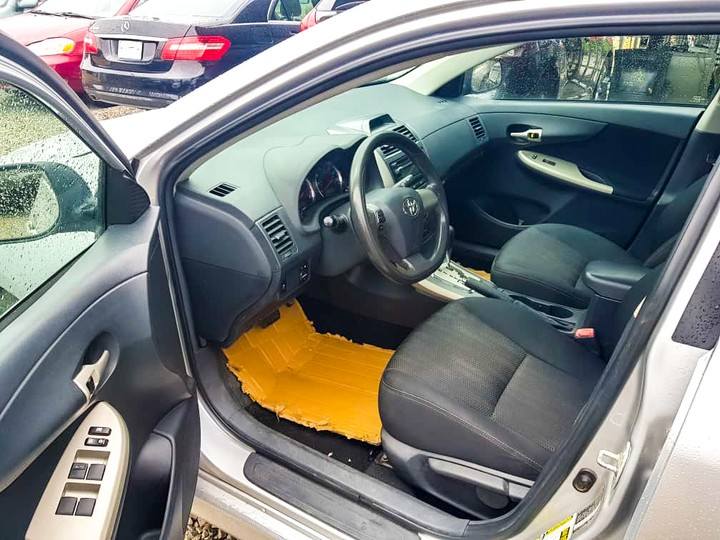 A picture of Clean Corolla