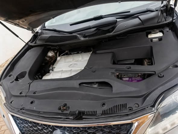 A picture of Extremely clean 2012 Lexus RX350 for sale Engine and Gear