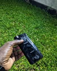 A picture of Nauzaa Samsung galaxy S9