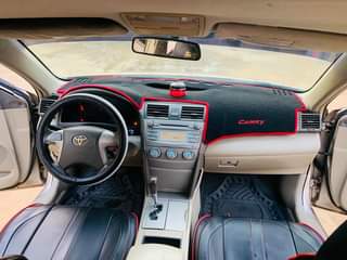 A picture of Toyota Camry 07