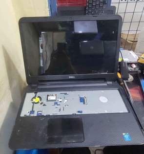A picture of Tunatengeneza computer laptop kwa bei nafuu tupo ilala wasiliana nasi