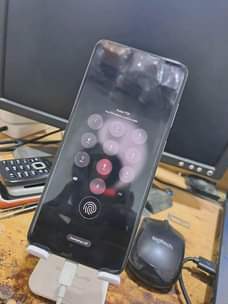 A picture of Samsung s20plus 5G