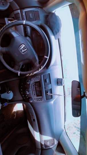A picture of Honda Accord 2004