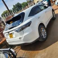 A picture of HARRIER 2014 90M