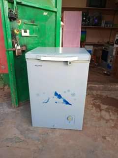 A picture of 130l Hisense Deep freezer on sale 550k